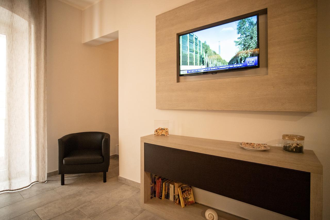 Guest House Centrale Барлетта Екстер'єр фото